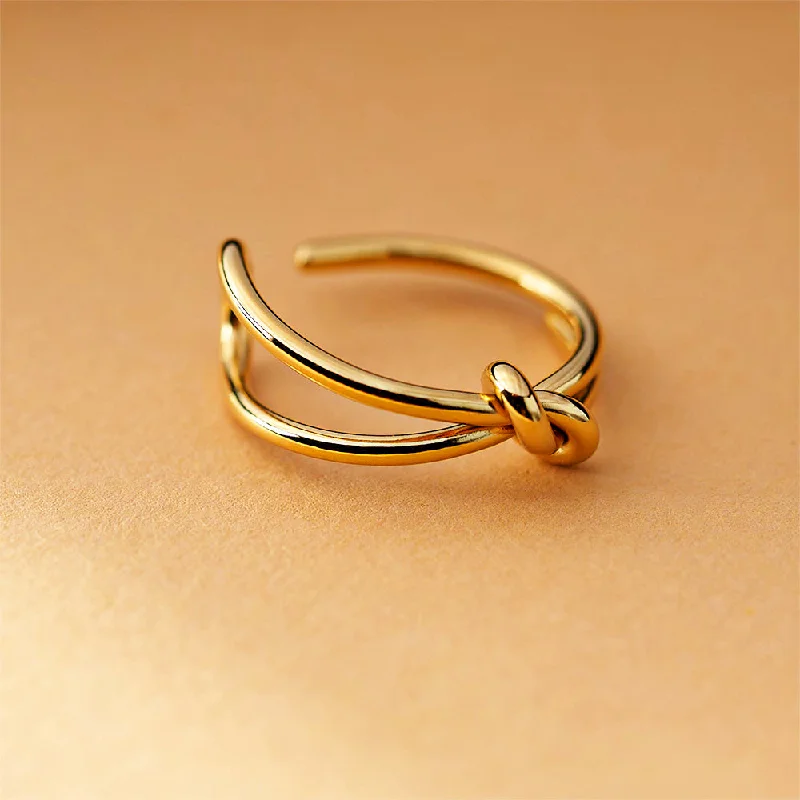 Unmissable Jewelry Clearance – Final Reductions Gold Knotted Ring