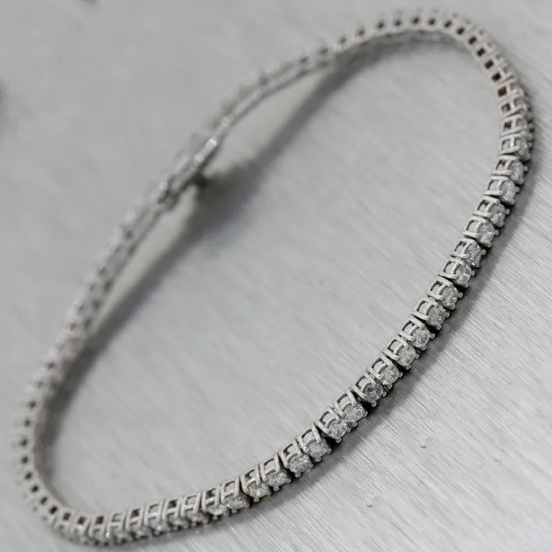 Discounted Luxury Jewelry – Shine Without The Splurge Modern 14k White Gold 2.55ctw Diamond Tennis Bracelet