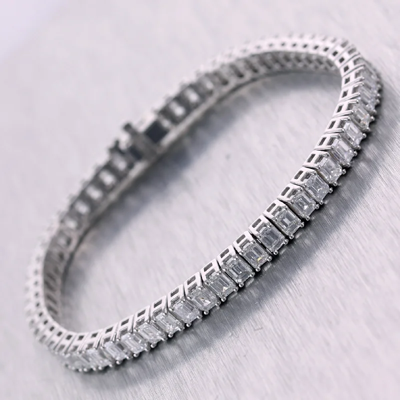 Elegant Rose Gold Jewelry For A Stylish Touch Modern 18k White Gold 13.45ctw Baguette Cut Diamond Tennis Bracelet