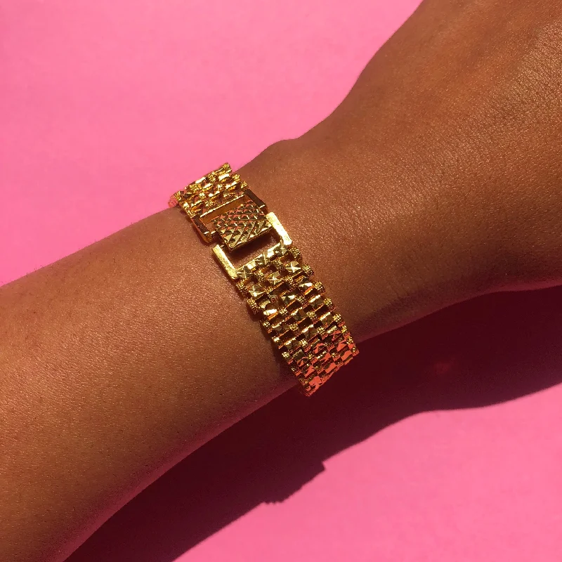 Dainty And Elegant Jewelry Now At Reduced Prices The Golden Jaguar Bracelet