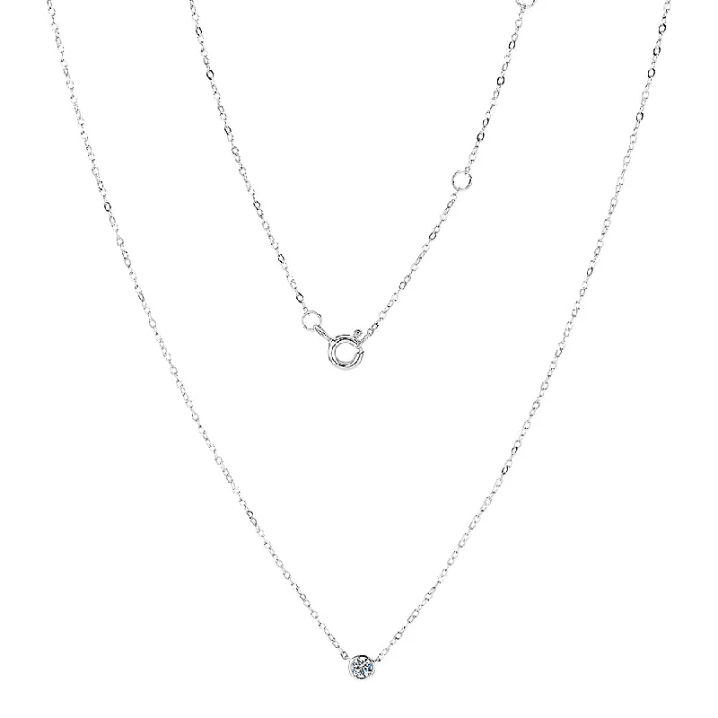 Premium Lab-Grown Diamond, 0.11 carat round brilliant solitaire necklace in 10 carat white gold