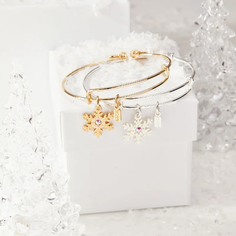 Exclusive Jewelry Sale – Grab Timeless Pieces Now 2022 Crystal Snowflake Charm Bangle